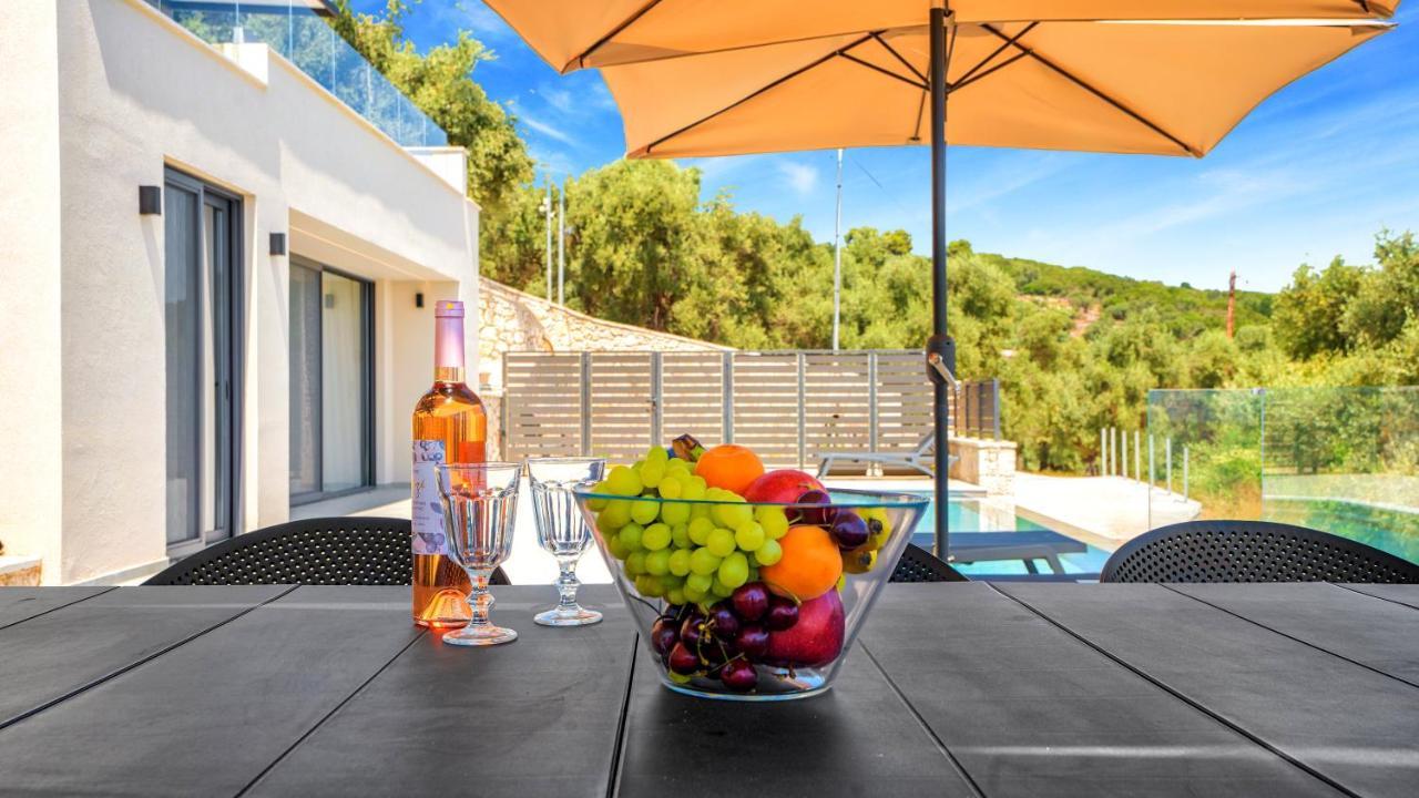 Ecstasy Luxury Villas Apolpaina ภายนอก รูปภาพ